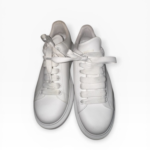 ALEXANDER MCQUEEN Oversized Women's White Sneakers US 9 - Picture 3 of 8